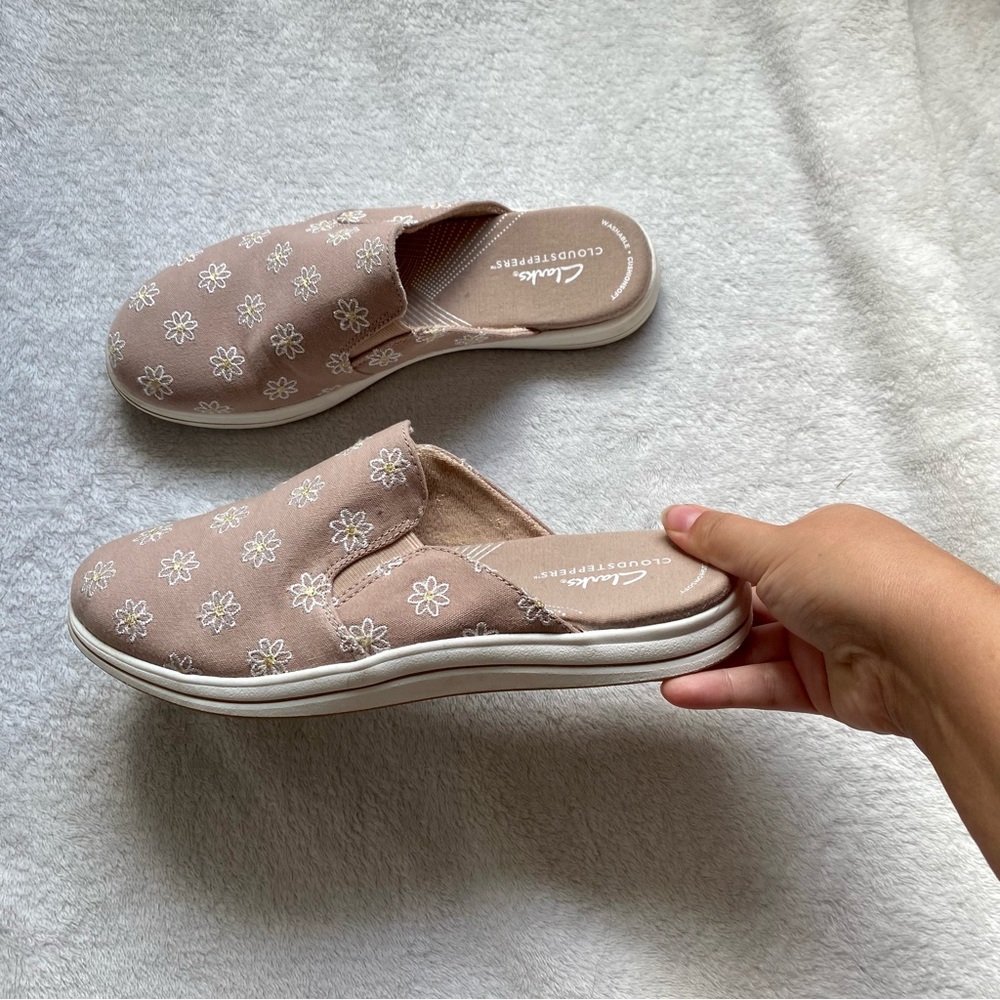 Clarks slip on shoes